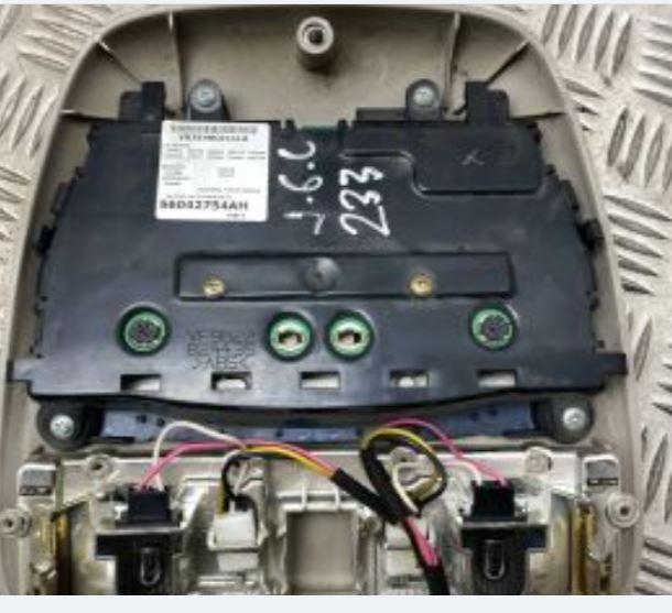 Jeep Grand Cherokee WJ 1998-2004 hatchback 2.7 CRD diesel AT 120 kW 2002  Osvetlenie interiéru 56042754AH VR3548C01CLA