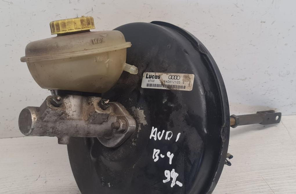 Audi 80 B4 1991-1994 combi 1.6 petrol MT 74 kW 1995  Posilňovač bŕzd 4A0612105Q