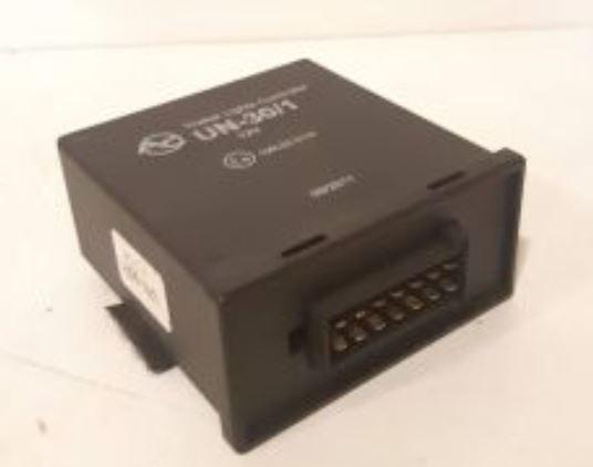 Volkswagen Touran II1.9 TDI diesel 77 kW  Ťažné zariadenie modul UN301 10R035110 092011