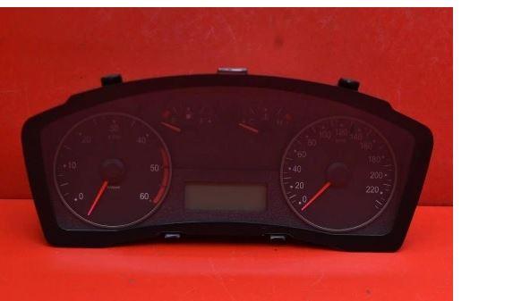 Fiat Stilo hatchback 1.9 JTD diesel MT 88 kW 2005  Prístrojová doska 1FCF-10849-BG