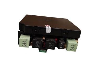 Skoda Superb II 2008-2015 combi 2.0 TDI diesel MT 125 kW 2014  Poistková skrinka 1K0937087P