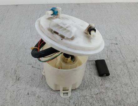 Opel Meriva A 2002-2010 hatchback 1.6 16v petrol 74 kW 2004  Palivové čerpadlo 13157597 0580314003
