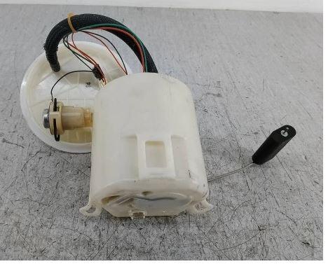 Opel Meriva A 2002-2010 hatchback 1.6 16v petrol 74 kW 2004  Palivové čerpadlo 13157597 0580314003