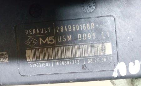 Renault Megane III 2008-2016 hatchback 1.5 DCI diesel MT 81 kW 2010  Poistková skrinka 284B60168R