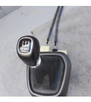 Hyundai I10 II 2013-2019 hatchback 1.0 petrol MT 48.5 kW 2014  Rýchlostná páka (kulisa)