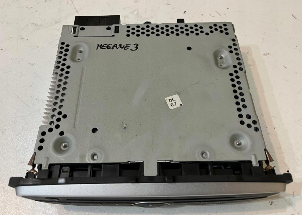 Renault Megane III 2008-2016 Rádio 281150030R