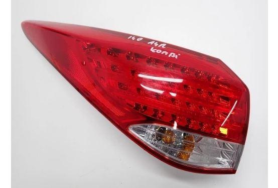 Hyundai I40 combi 1.7 CRDI diesel AT 104 kW 2016  Svetlo zadné ľavé 92401-3Z3 92401-3Z000