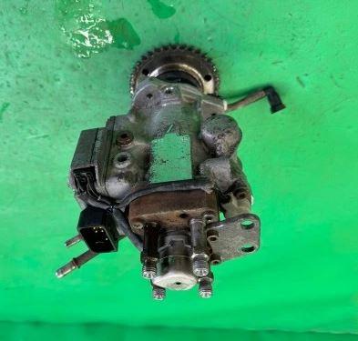Ford Transit 2000-2006 2.4 TD diesel 66 kW 2000  Vstrekovacie čerpadlo 0470004004