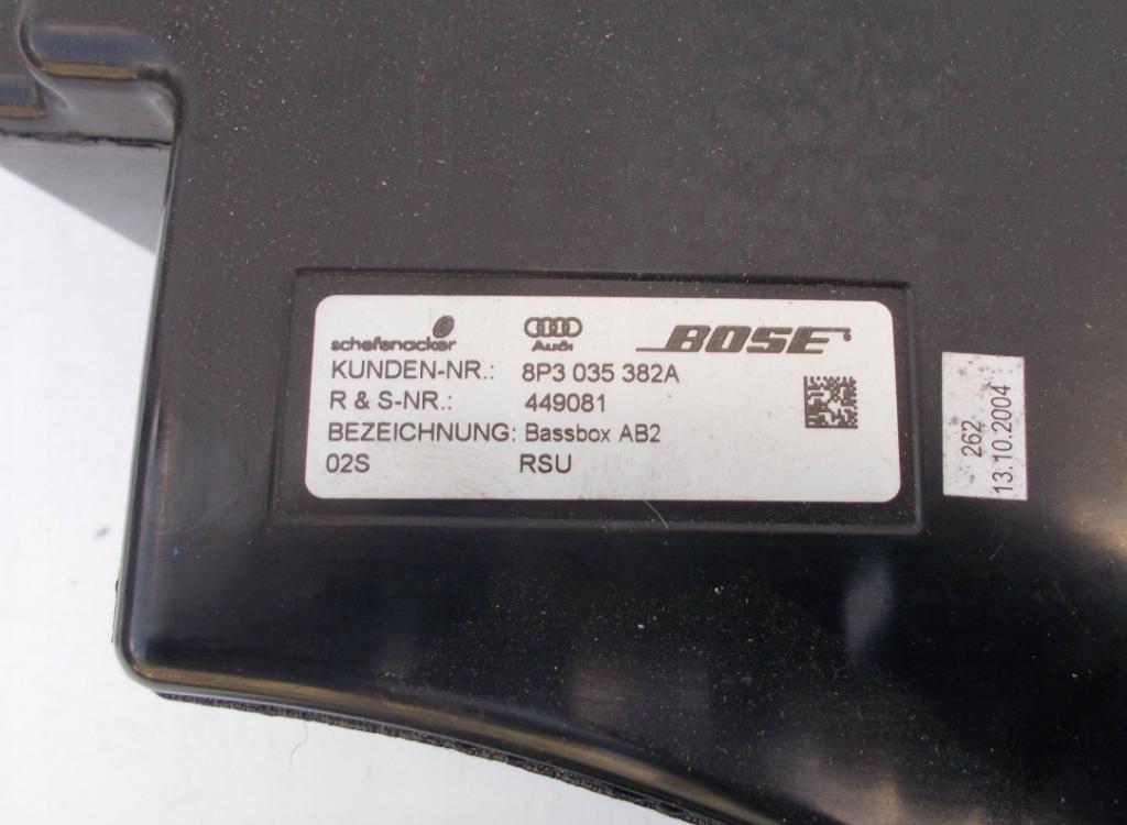 Audi A3 8P 2003-2012 hatchback 1.8 TFSI petrol MT 118 kW 2009  Audio zariadenie ostatné 8P3035382A 8E0035411A 8P3035223