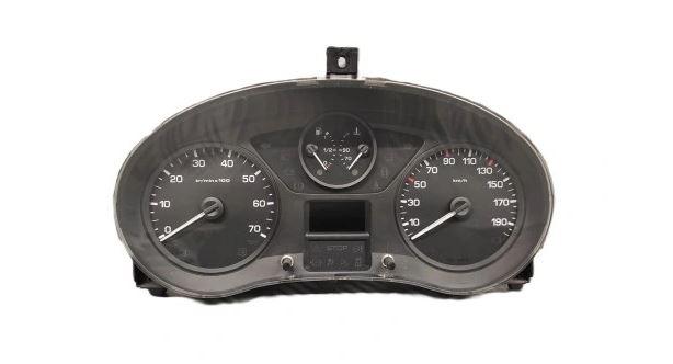 Citroen Berlingo II 2008-2018 hatchback 1.6 HDI diesel MT 55 kW 2010  Prístrojová doska 5550013101