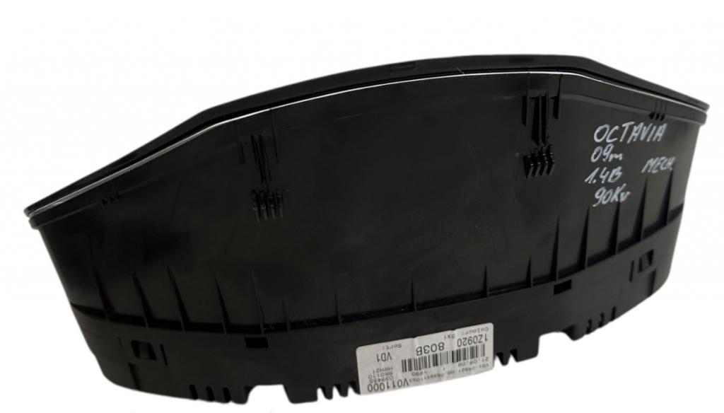 Skoda Octavia II 2004-2013 hatchback 1.4 TSI petrol MT 90 kW 2009  Prístrojová doska 1Z0920803B