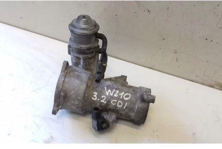 Mercedes E W210 1995-2002 sedan 3.2 CDI diesel AT 145 kW 2000  EGR Ventil A6130980117