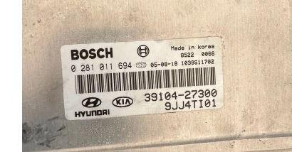 Hyundai Tucson I 2004-2009 hatchback 2.0 CRDI diesel MT 83 kW 2004  Riadiaca jednotka motora (štartovací komplet) 39104-27300  0281011694