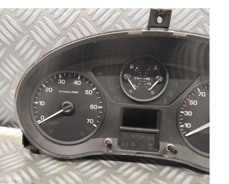 Citroen Berlingo II 2008-2018 hatchback 1.6 HDI diesel MT 55 kW 2010  Prístrojová doska 5550013101