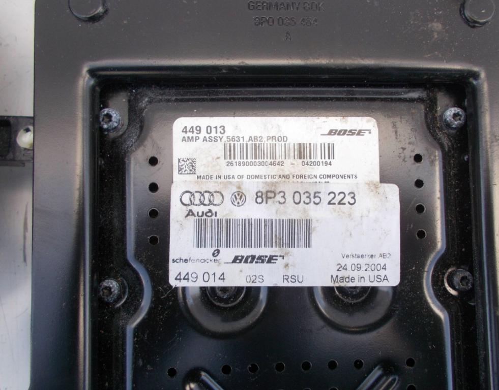 Audi A3 8P 2003-2012 hatchback 1.8 TFSI petrol MT 118 kW 2009  Audio zariadenie ostatné 8P3035382A 8E0035411A 8P3035223