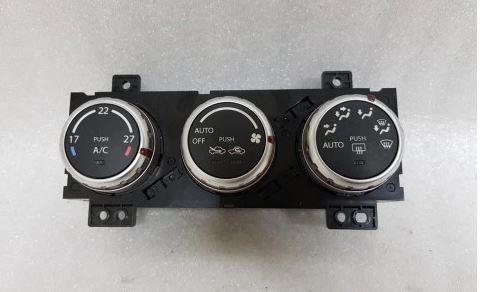 Suzuki SX4 I 2006-2014 hatchback 1.6 16v petrol MT 79 kW 2008  Panel kúrenia/klimatizácie 39510-80J10