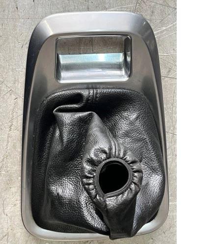 Peugeot 3008 I 2009-2016 hatchback 1.6 HDI diesel AT 80 kW 2009  Lišta 9685474977