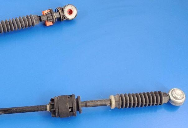 Volvo V50 combi 2.0 D diesel MT 100 kW 2009  Rýchlostná páka (kulisa) 30735291