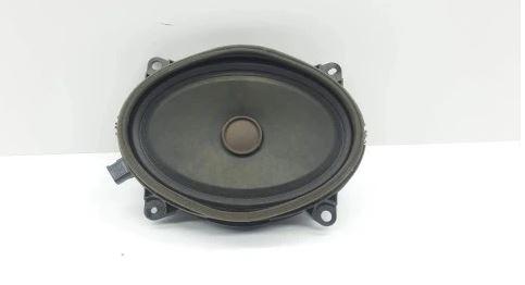 SUBARU OUTBACK V 2016 175 kW V 2498  Reproduktor 2157001202D