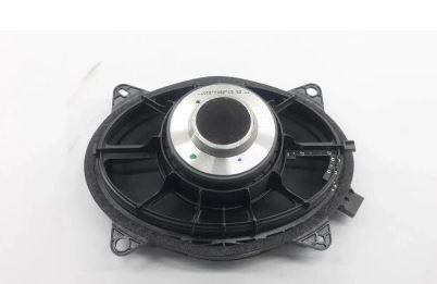 SUBARU OUTBACK V 2016 175 kW V 2498  Reproduktor 2157001202D