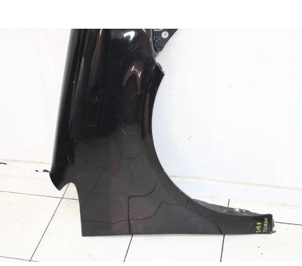 Volkswagen Touran I 2003-2015 hatchback 1.9 TDI diesel AT 77 kW 2006  Blatník predný pravý