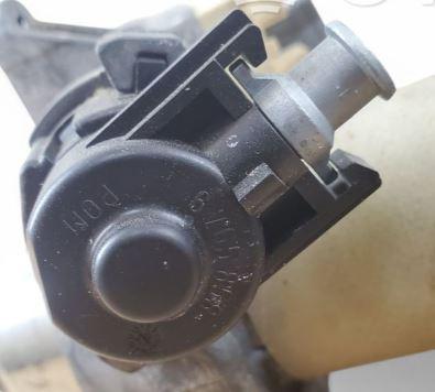 BMW 5 E60 2003-2010 sedan 3.0 D diesel MT 160 kW 2005 Spínacia skrinka 6768276 6765858