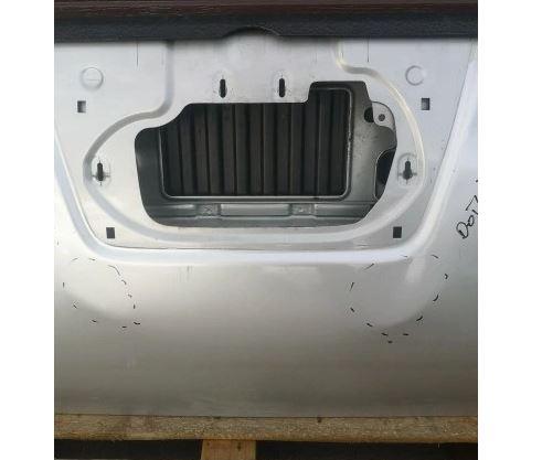 Nissan Navara II 2004- D40 pickup   Kapota zadná (kufor)