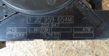 Audi A3 8L 1996-2003 hatchback 1.6 SR petrol MT 74 kW 1998  Snímač ulhu natočenia volantu 1J0959654M