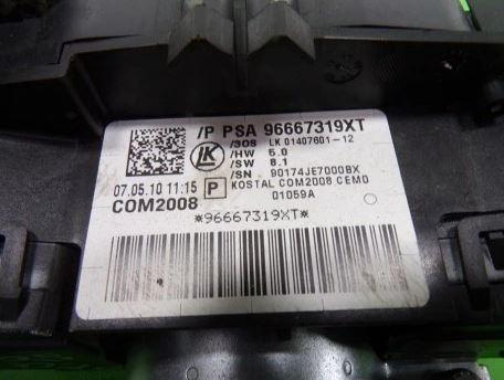 Peugeot 5008 I 2009-2017 hatchback 1.6 HPI petrol 115 kW 2012  Prepínacie páčky pod volantom 96667319XT