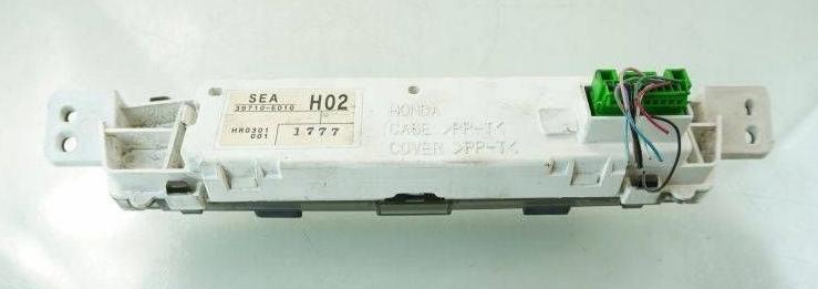 Honda Accord VII 2002-2008 sedan 2.0 16v petrol MT 114 kW 2004  Displej 39710-E010