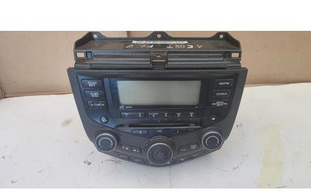 Honda Accord VII 2002-2008 sedan 2.2 I-CTDI diesel MT 103 kW 2004 Rádio RG726R0