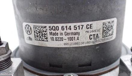 Volkswagen Tiguan II 2016-2024 hatchback 1.5 TSI petrol AT 110 kW 2018  Pumpa ABS 5Q0614517CE