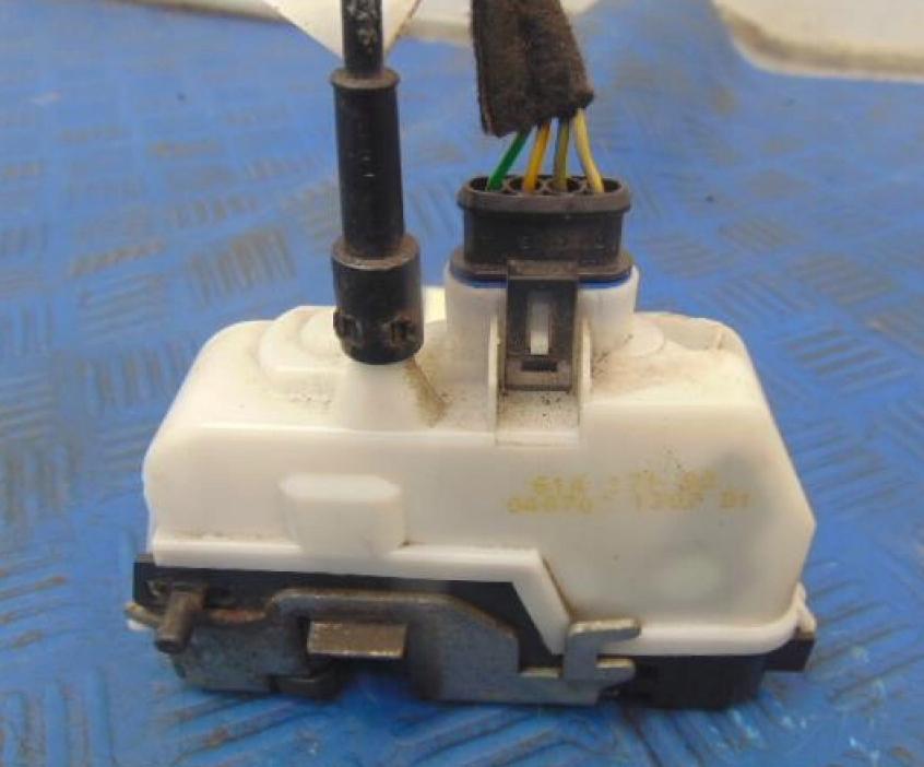 Citroen C1 I 2005-2014 hatchback  Motorček zámku dverí zadný pravý 61427180