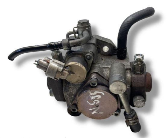 Lexus IS I 1998-2005 sedan 2.0 16v petrol MT 114 kW 1999  Vstrekovacie čerpadlo 221000R031 HU2940000880