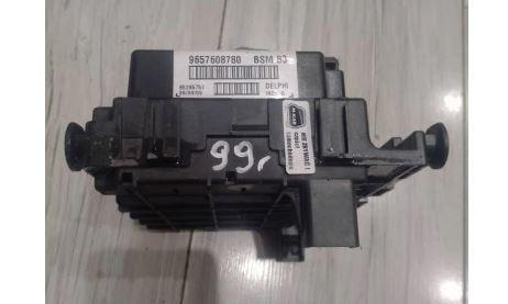 Citroen C8 2002-2014 hatchback 2.0 16v petrol AT 103 kW 2007  Poistková skrinka 9657608780