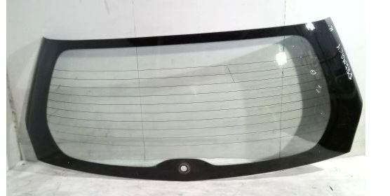 Mazda Premacy hatchback 1.8 16v petrol MT 74 kW 2005  Sklo zadné