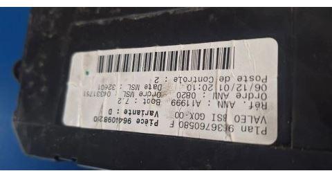 Peugeot 307 combi 2.0 16v petrol MT 100 kW 2003  Poistková skrinka 9636760580f