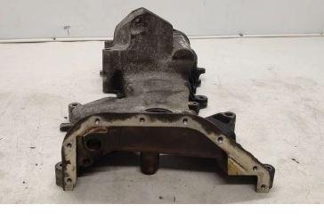Seat Ibiza III 6L 2002-2008 hatchback 1.2 12v petrol MT 47 kW 2004  Kryt rozvodu motora 03E109211F
