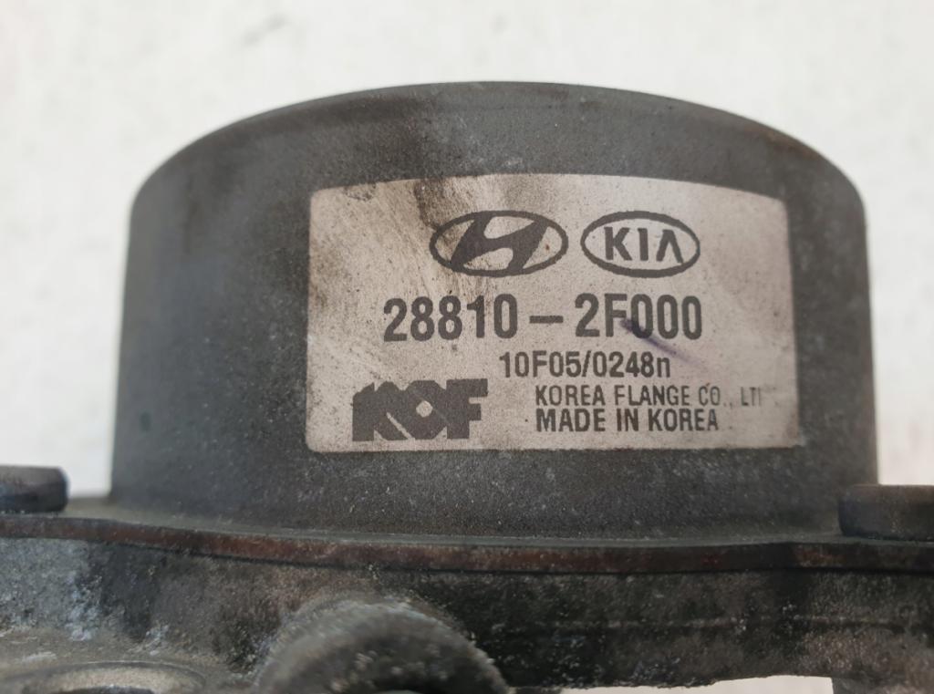 Hyundai ix35 hatchback 2.0 CRDI diesel AT 135 kW 2013  Vákuová pumpa 28810-2F000