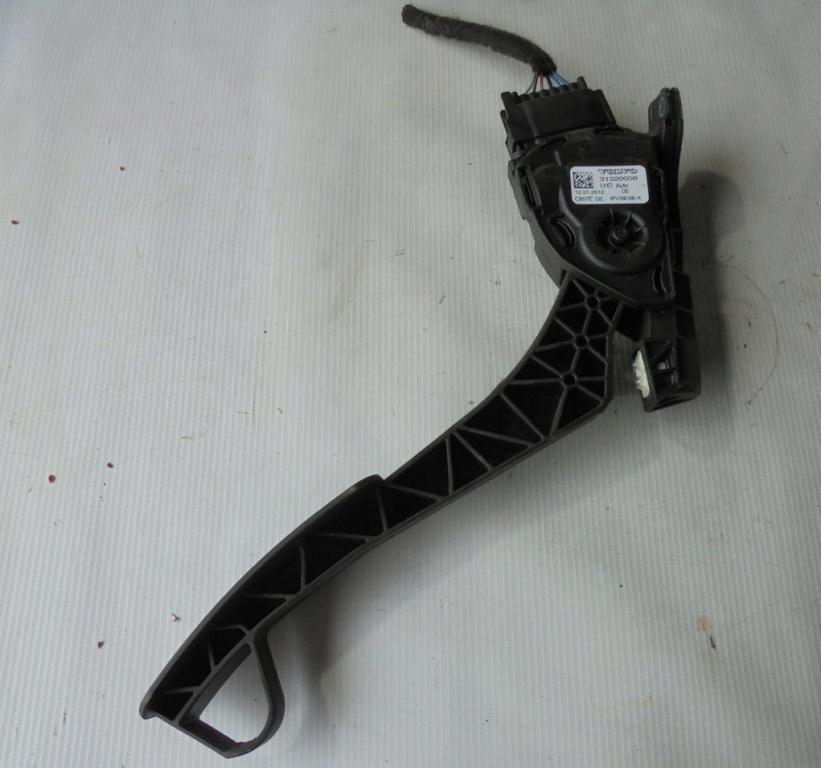 Volvo XC90 I 2002-2014 hatchback 2.4 D5 diesel AT 147 kW 2012 Potenciometer plynového pedálu 31329056