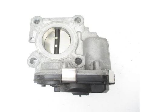 Renault Clio IV 2012-2020 combi 0.9 T petrol MT 66 kW 2020 Škrtiaca klapka 161200428R