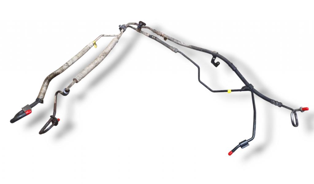 Volvo V70 III 2007-2016 combi 2.4 D5 diesel AT 136 kW 2008  Rúrka servočerpadla 31201112 31202407 31202165