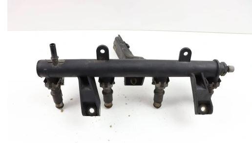 Peugeot 206 hatchback 1.1 petrol MT 44 kW 1998  Vstrekovacia lišta 9638128080 9628982980