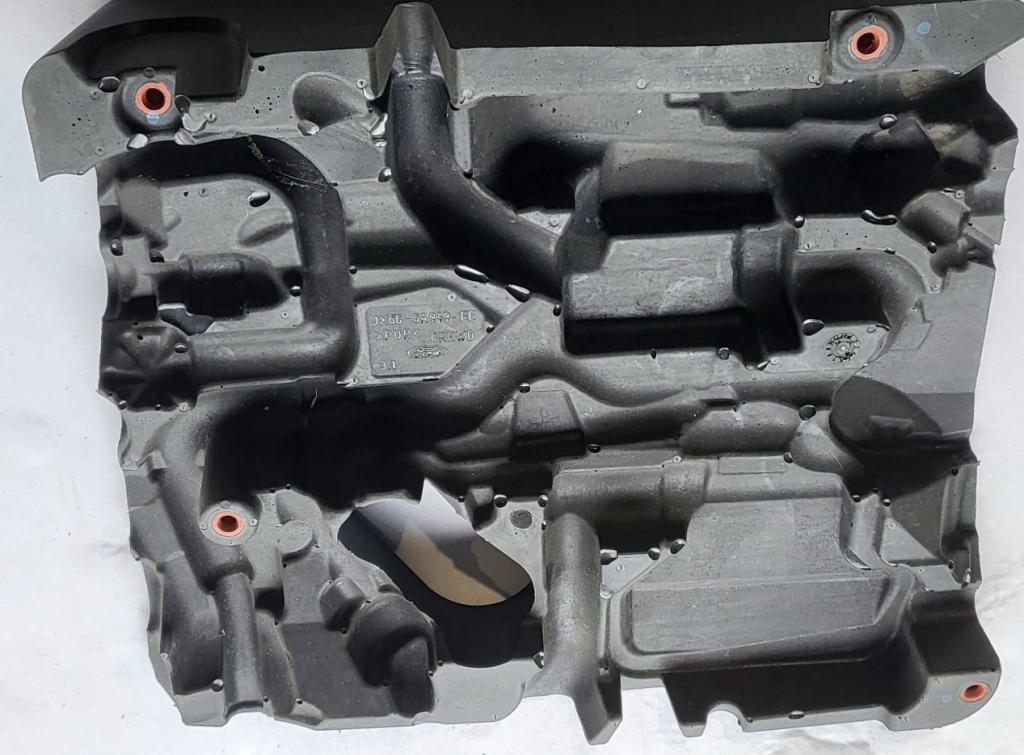 Ford Focus Mk4 2018- combi 1.5 T petrol MT 110 kW 2019 Kryt motora horný JX6G-6A949-EE