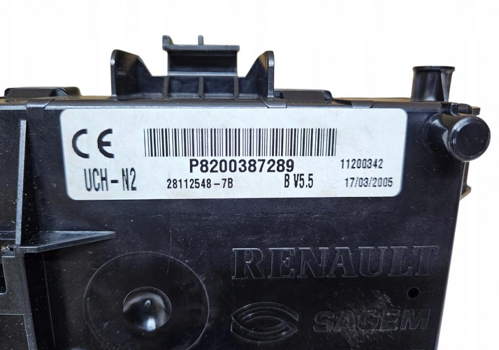 Renault Clio II 1998-2012 hatchback 1.5 DCI 2005  Modul komfortu P8200387289