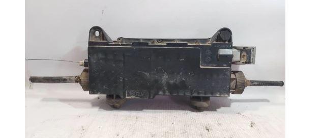 Renault Espace IV 2003-2014 hatchback 2.0 T petrol MT 120 kW 2002  Ručná brzda 8200451238A