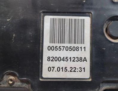 Renault Espace IV 2003-2014 hatchback 2.0 T petrol MT 120 kW 2002  Ručná brzda 8200451238A