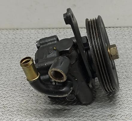 Renault Vel satis hatchback 3.5 V6 petrol 177 kW 2004  Servočerpadlo 39263058 8200133821