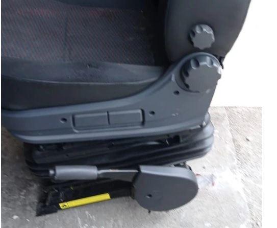 Fiat Ducato III 2006-2014 2.3 JTD diesel 88 kW 2008  Sedadlo predné ľavé