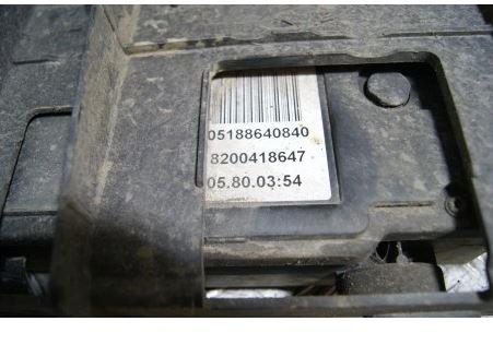 Renault Scenic II 2003-2009 hatchback 1.5 DCI diesel MT 74 kW 2005  Ručná brzda 8200418647